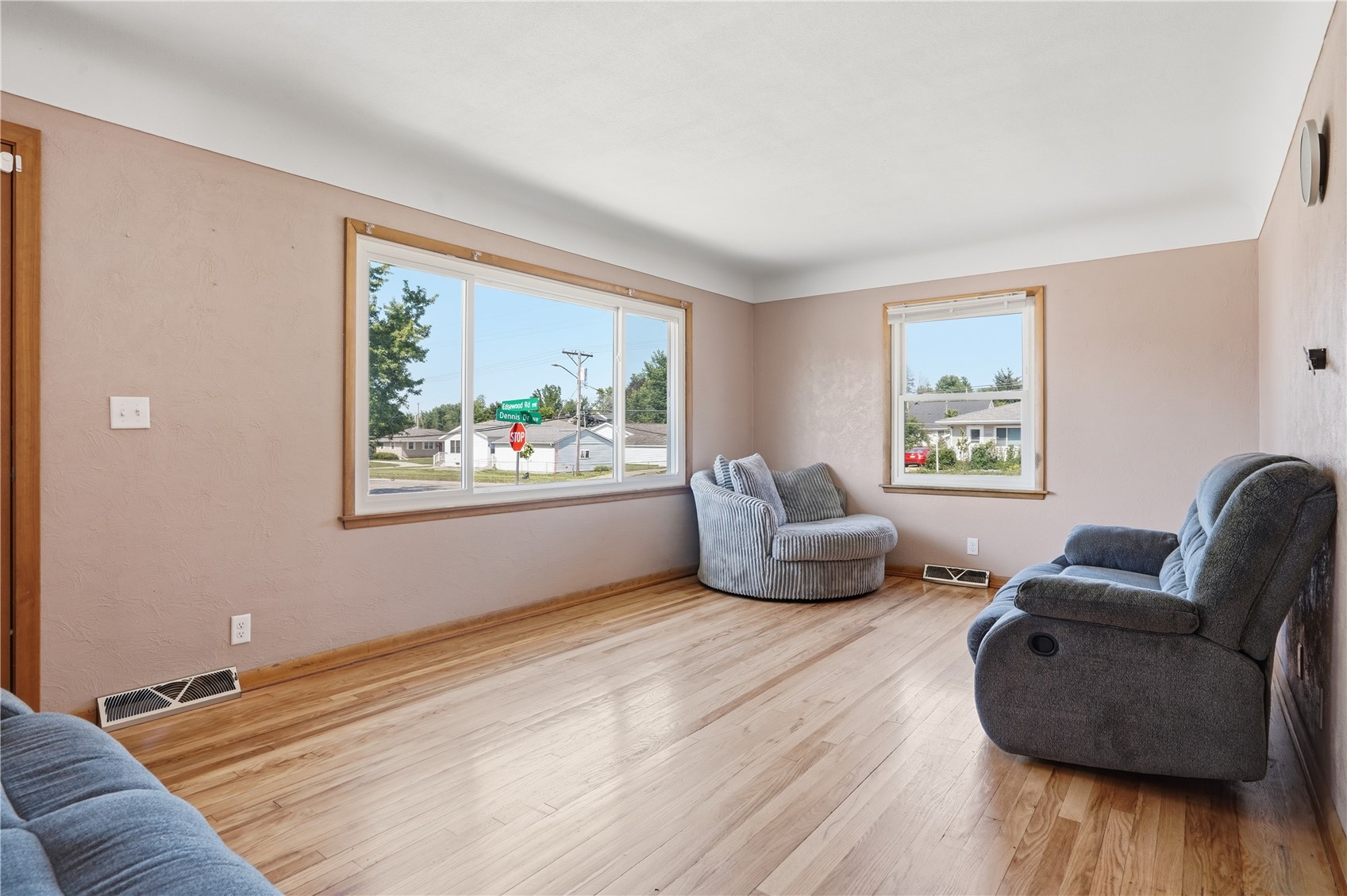 3401 Dennis Drive NW Cedar Rapids IA 52405