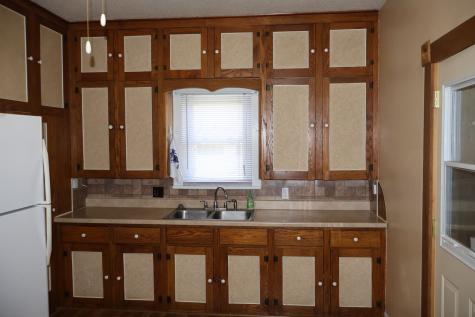 111 1st Street Oelwein IA 50662