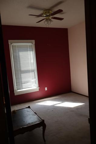111 1st Street Oelwein IA 50662
