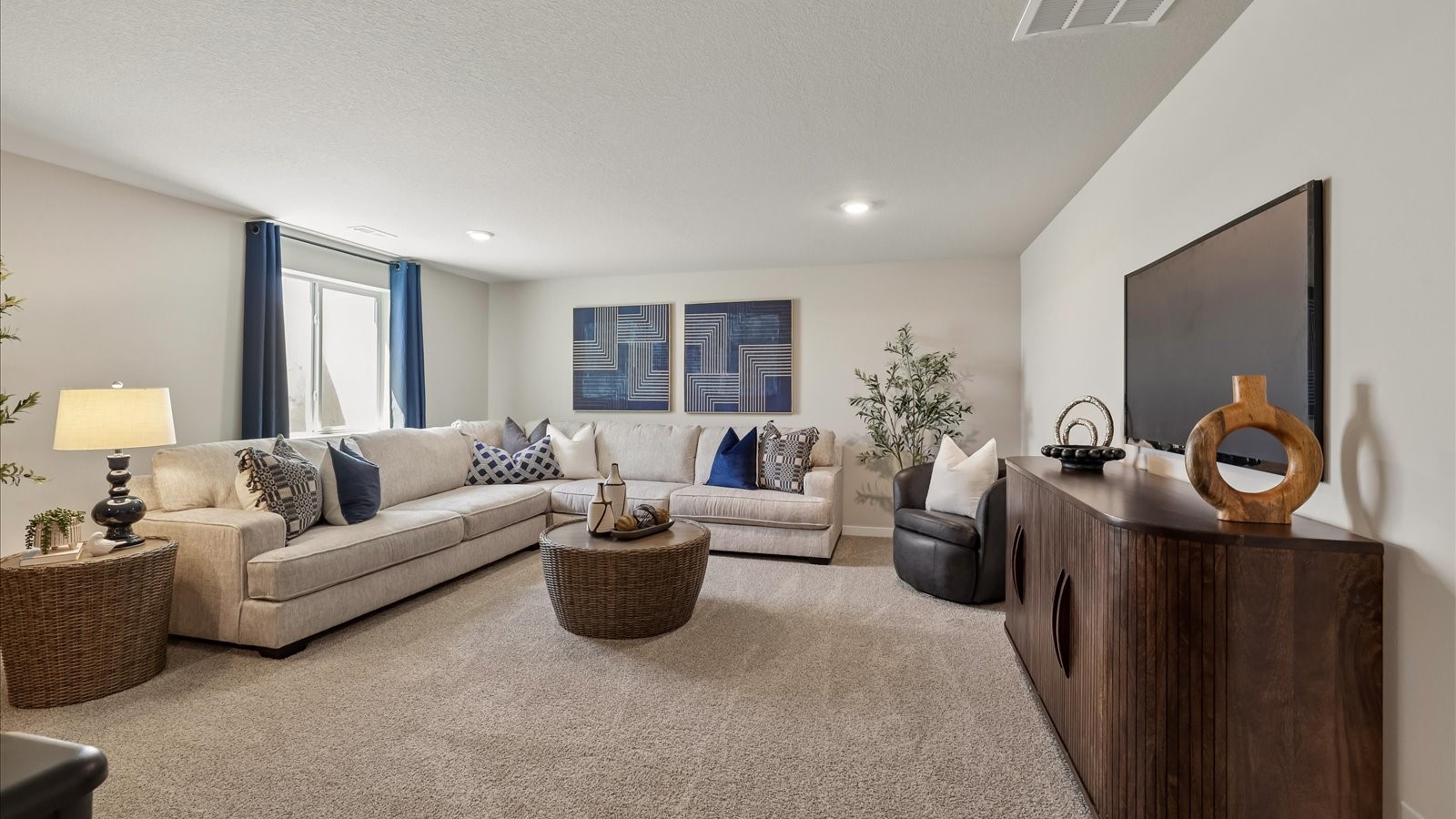 3306 Artesian Road Marion IA 52302