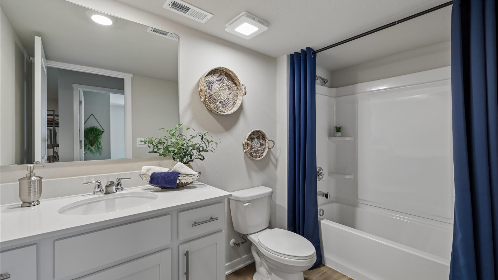3306 Artesian Road Marion IA 52302