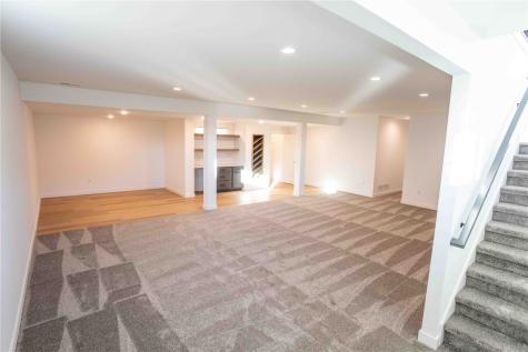 209 Fieldstone Circle Marion IA 52302