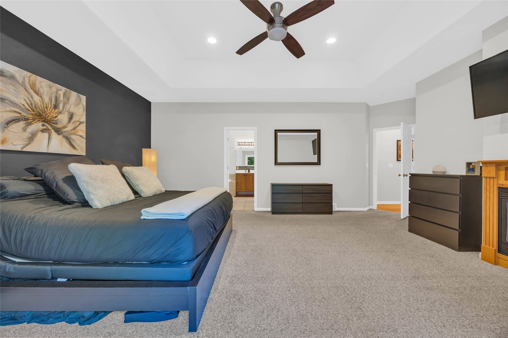 2722 Royal Oaks Drive NW Swisher IA 52338