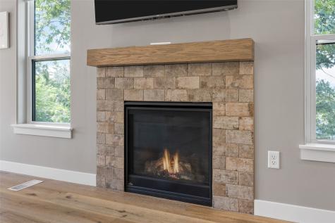 1300 E Gable Way Tiffin IA 52340