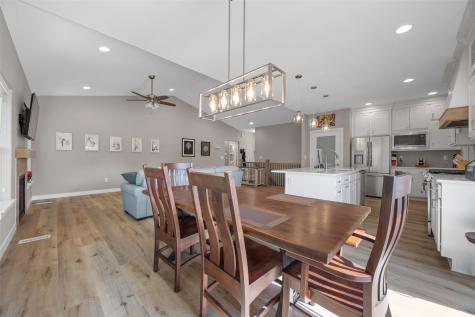 1300 E Gable Way Tiffin IA 52340
