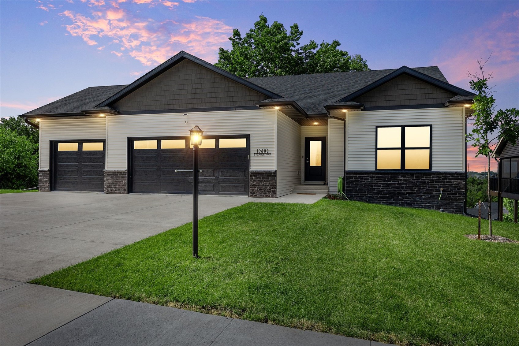 1300 E Gable Way Tiffin IA 52340
