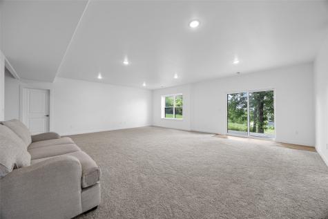 1300 E Gable Way Tiffin IA 52340
