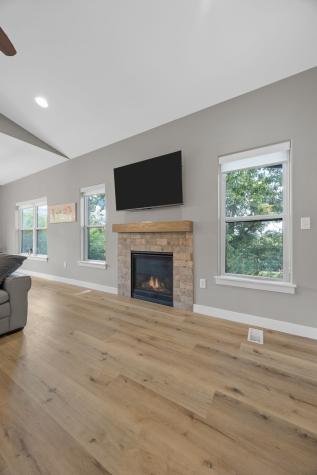 1300 E Gable Way Tiffin IA 52340