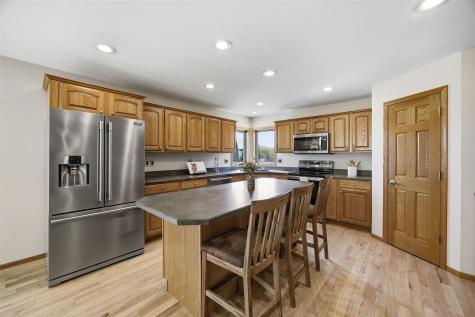 6060 Wayside Circle Cedar Rapids IA 52411