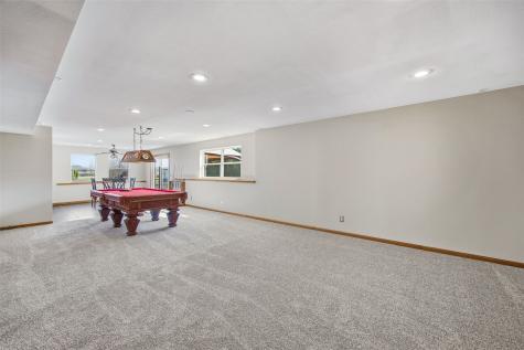 6060 Wayside Circle Cedar Rapids IA 52411