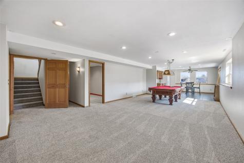 6060 Wayside Circle Cedar Rapids IA 52411