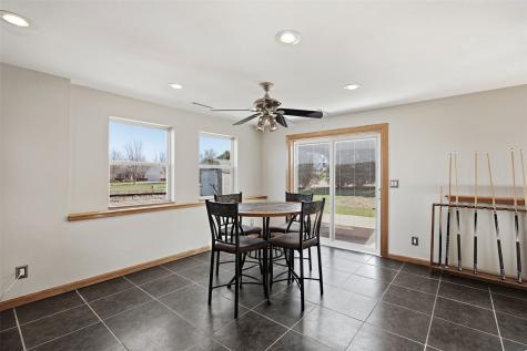 6060 Wayside Circle Cedar Rapids IA 52411