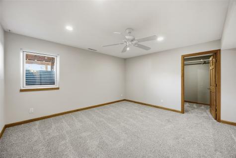 6060 Wayside Circle Cedar Rapids IA 52411