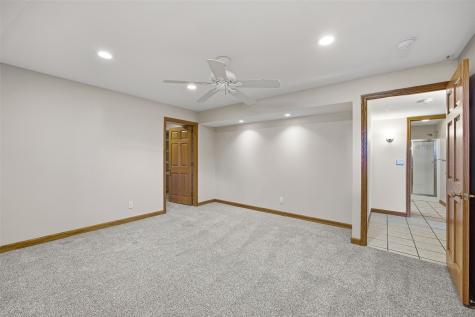 6060 Wayside Circle Cedar Rapids IA 52411
