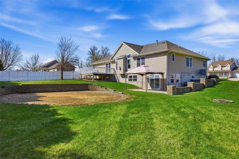 6060 Wayside Circle Cedar Rapids IA 52411