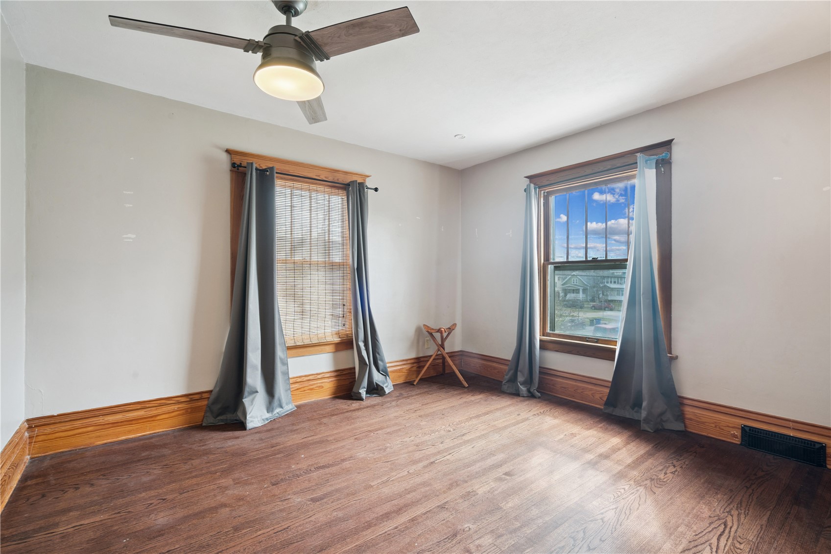 335 18th Street SE Cedar Rapids IA 52403