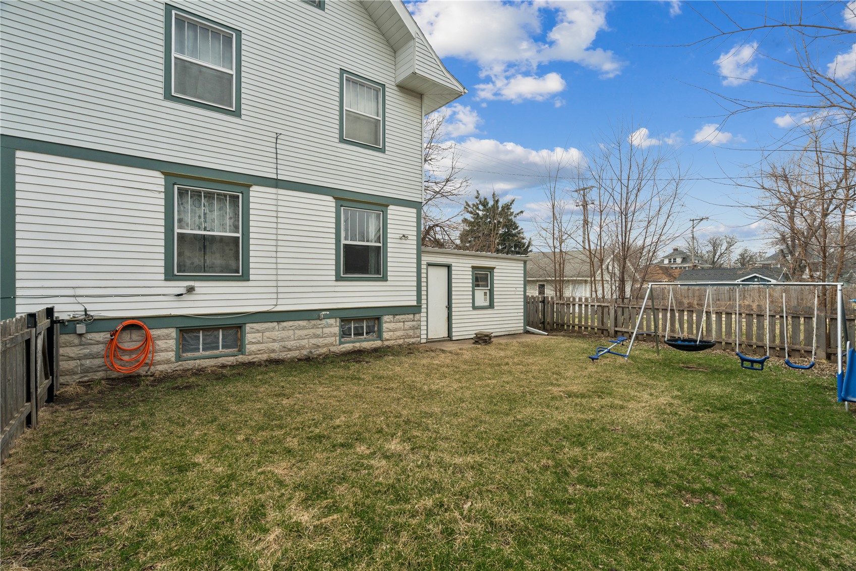 335 18th Street SE Cedar Rapids IA 52403