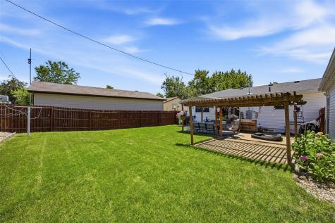 2960 26th Avenue Marion IA 52302