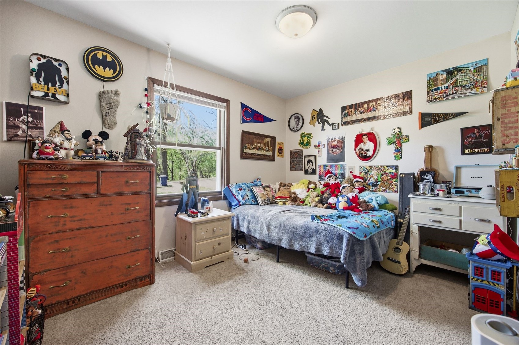 7 West View Acres NE Iowa City IA 52240