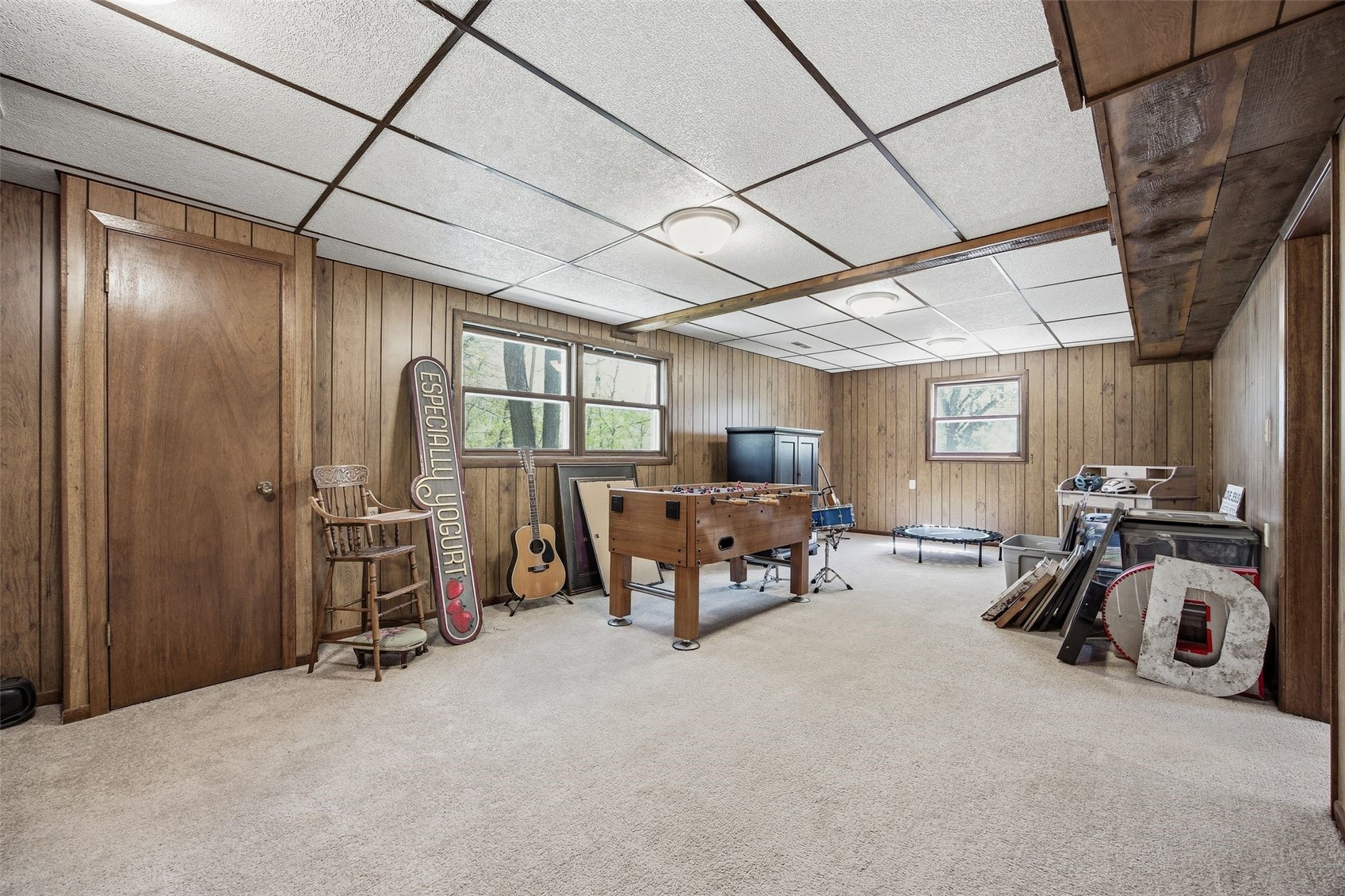 7 West View Acres NE Iowa City IA 52240