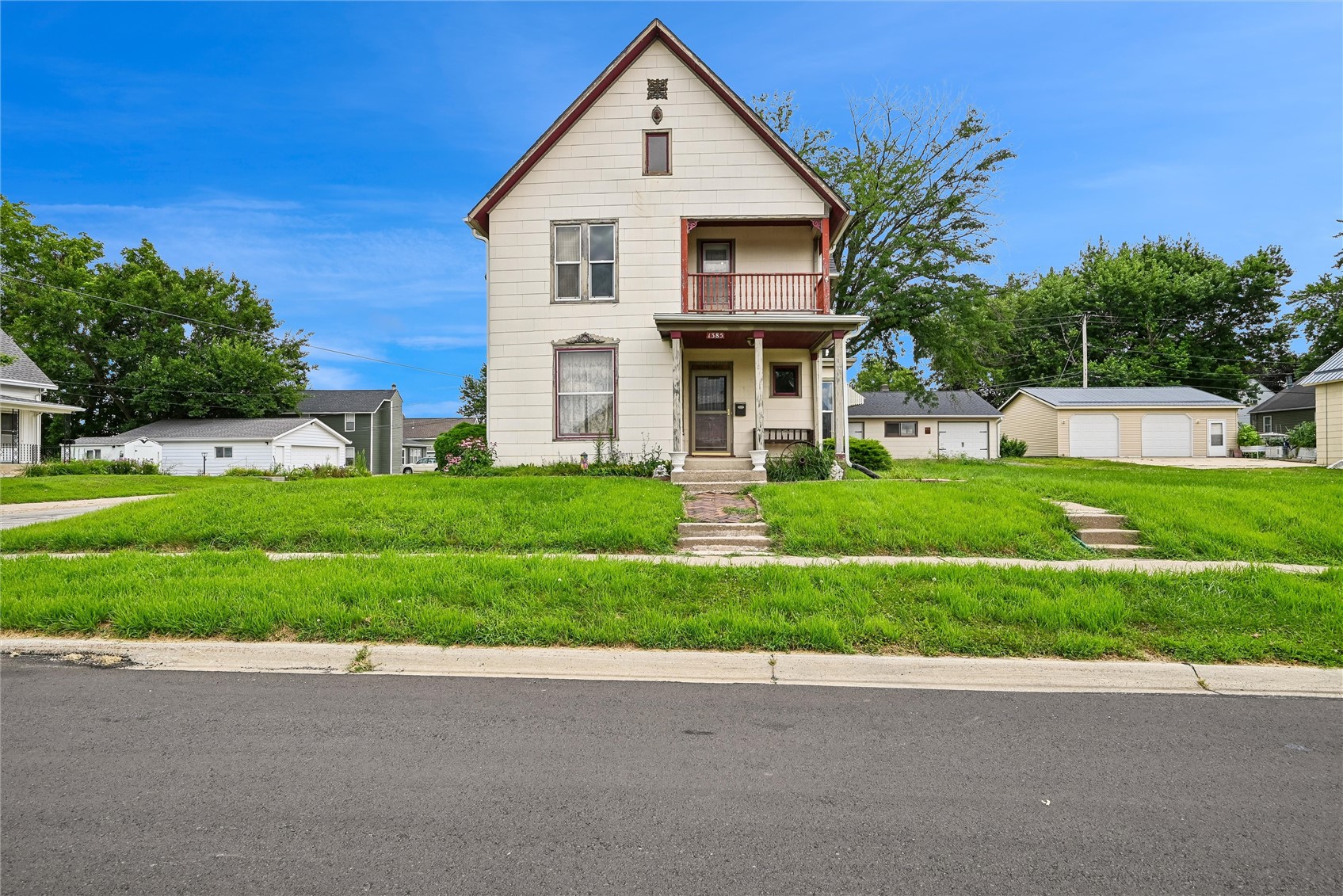 1385 12th Street Marion IA 52302