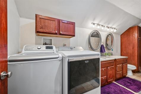 1385 12th Street Marion IA 52302