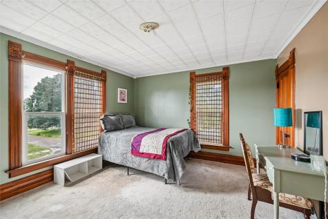 1385 12th Street Marion IA 52302