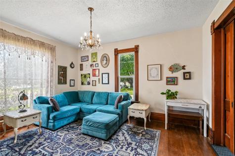 1385 12th Street Marion IA 52302