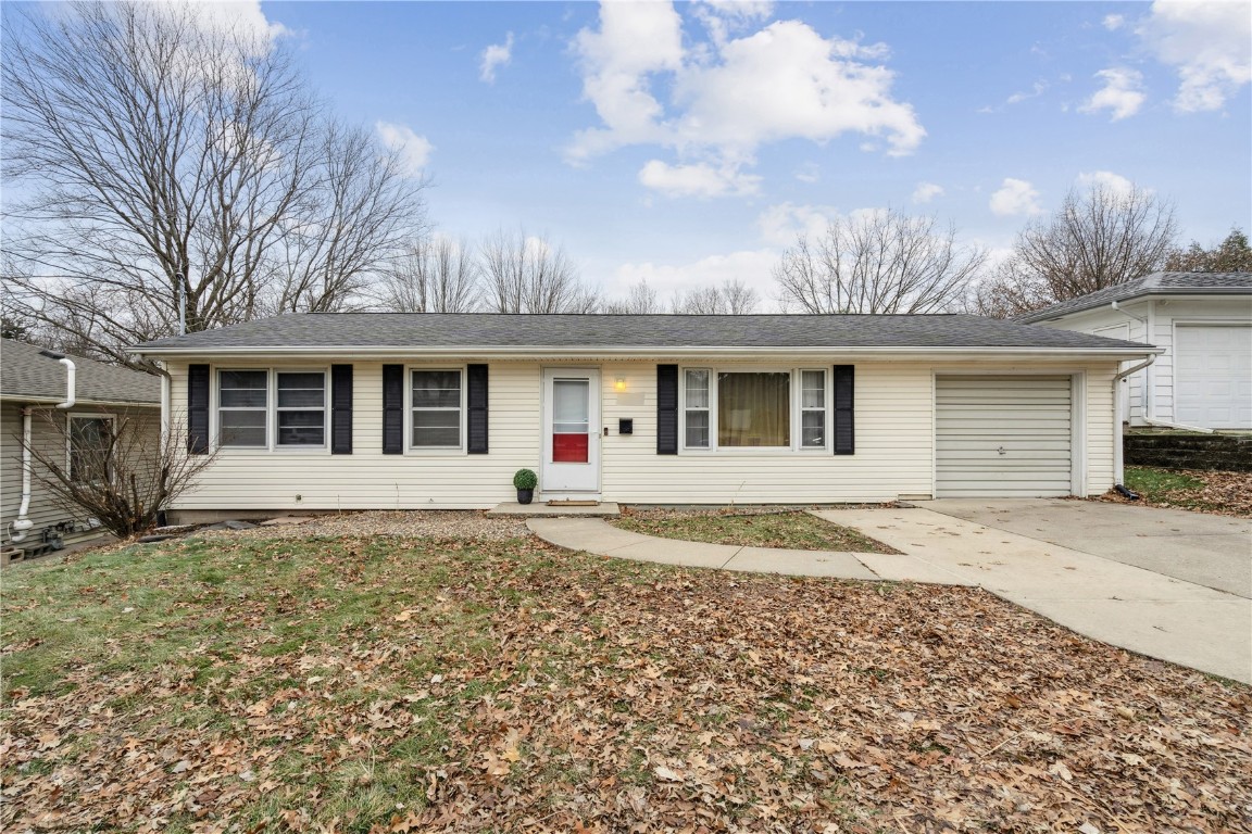 1237 Melrose Avenue Iowa City IA 52246