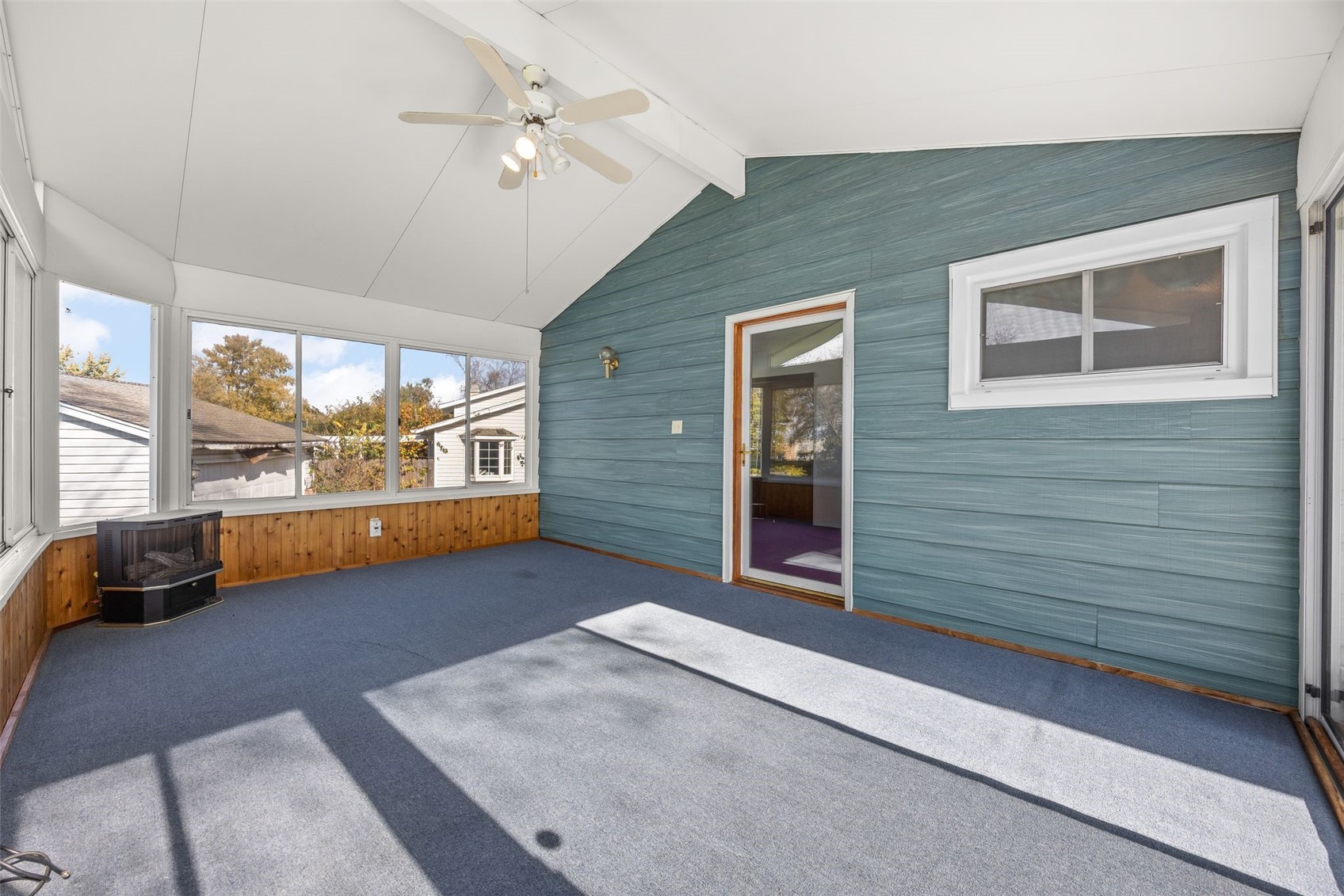5025 Pine Grove Drive NE Cedar Rapids IA 52402