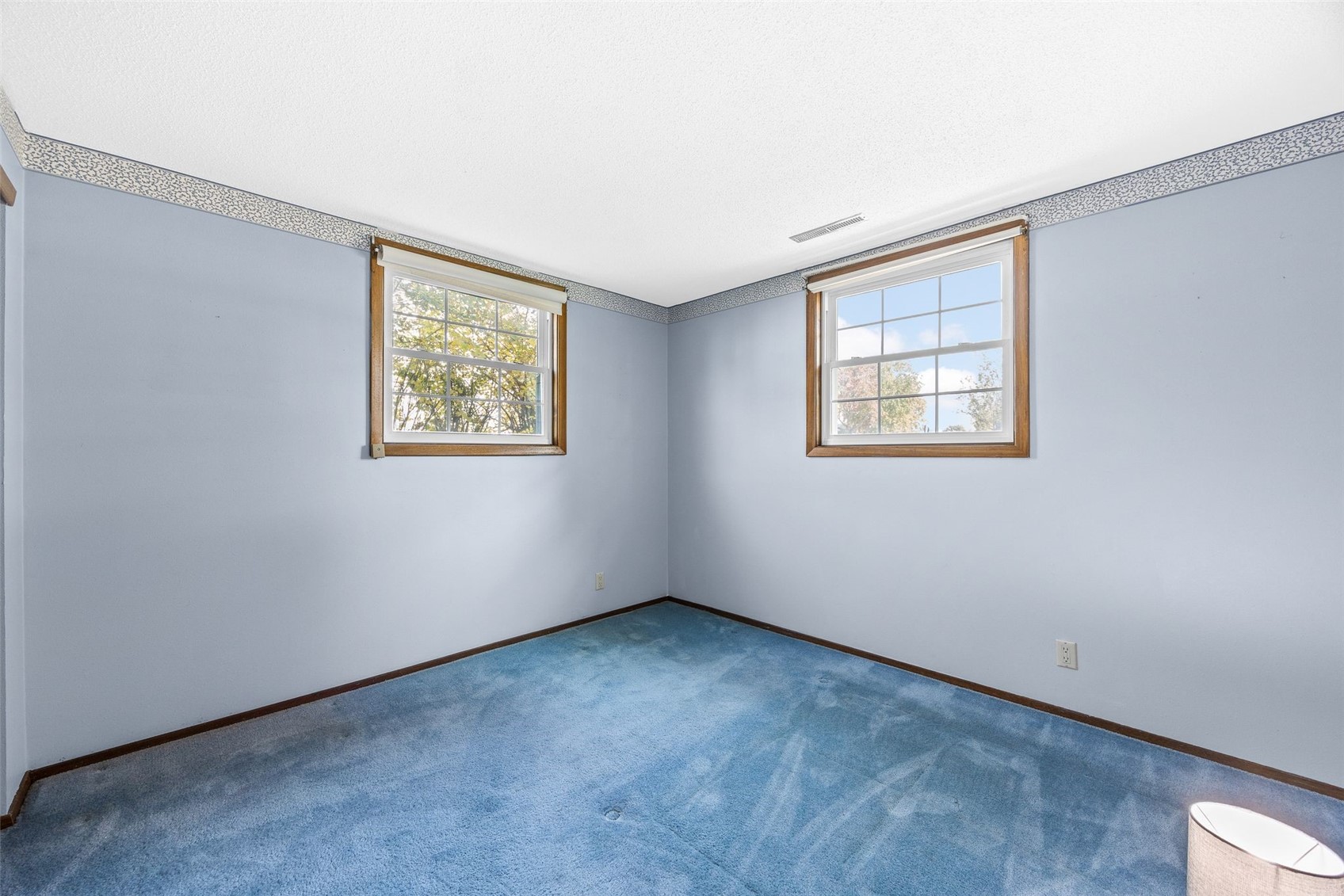 5025 Pine Grove Drive NE Cedar Rapids IA 52402