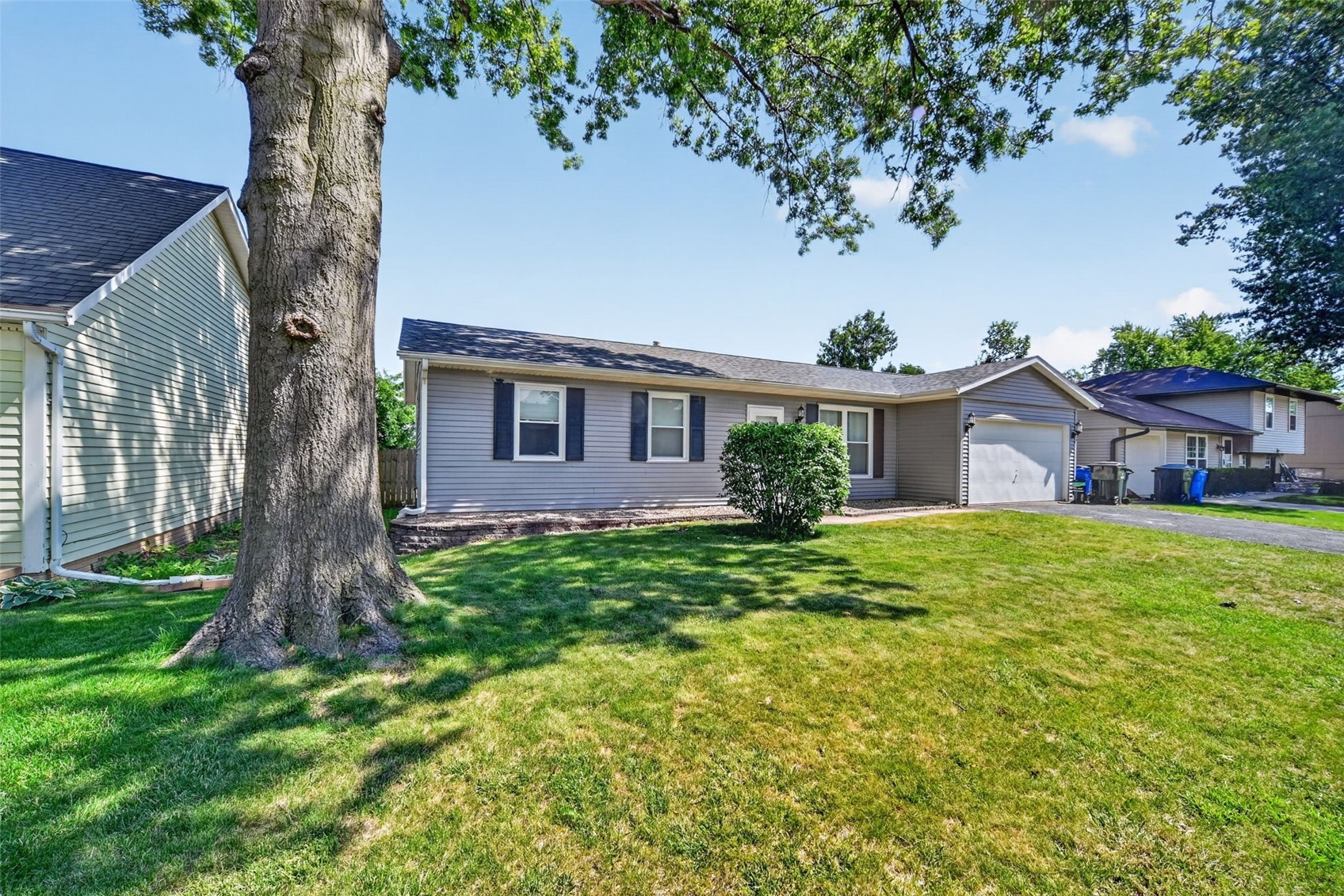 3904 Pine Wood Drive NE Cedar Rapids IA 52402
