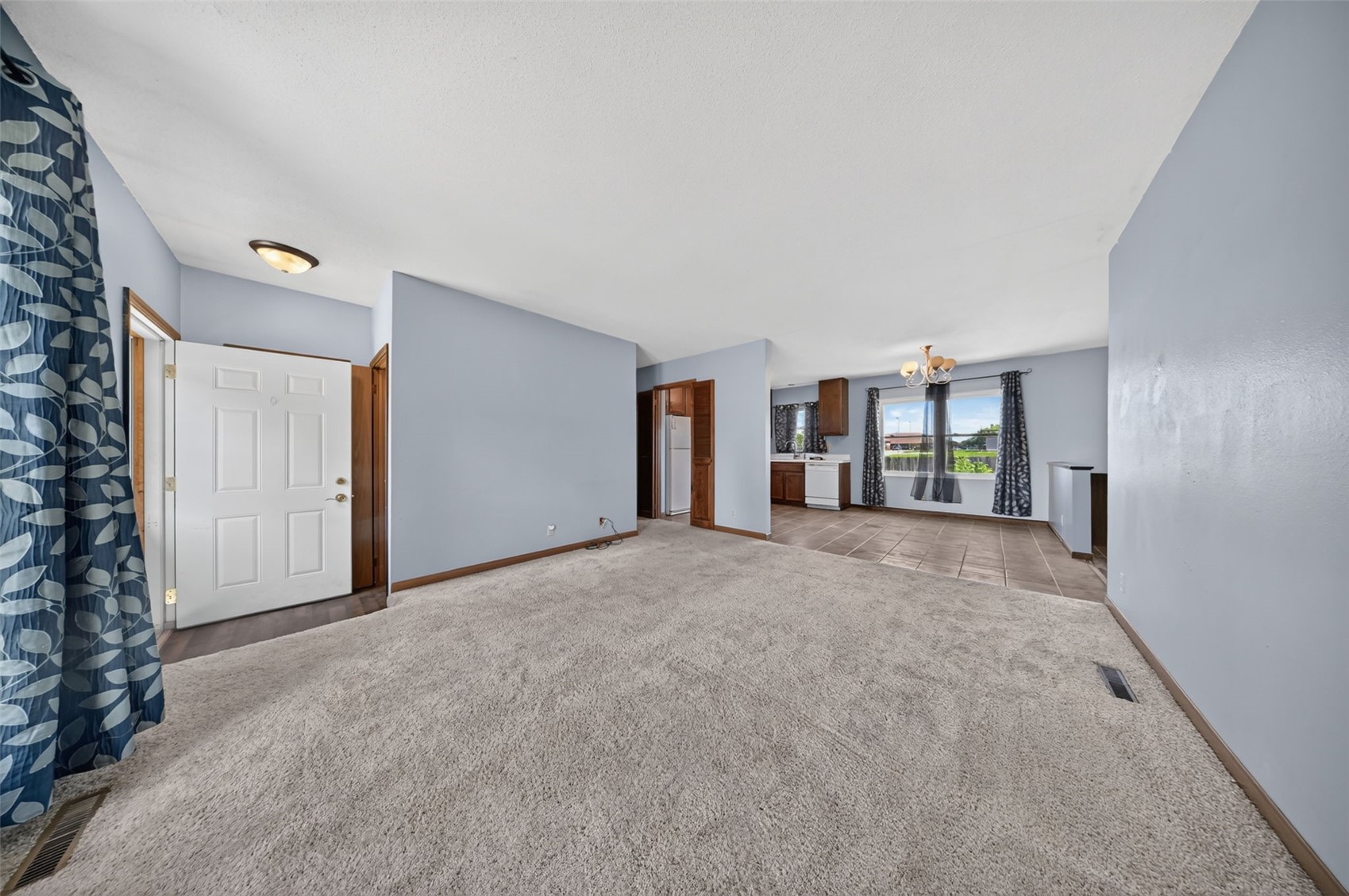 3904 Pine Wood Drive NE Cedar Rapids IA 52402
