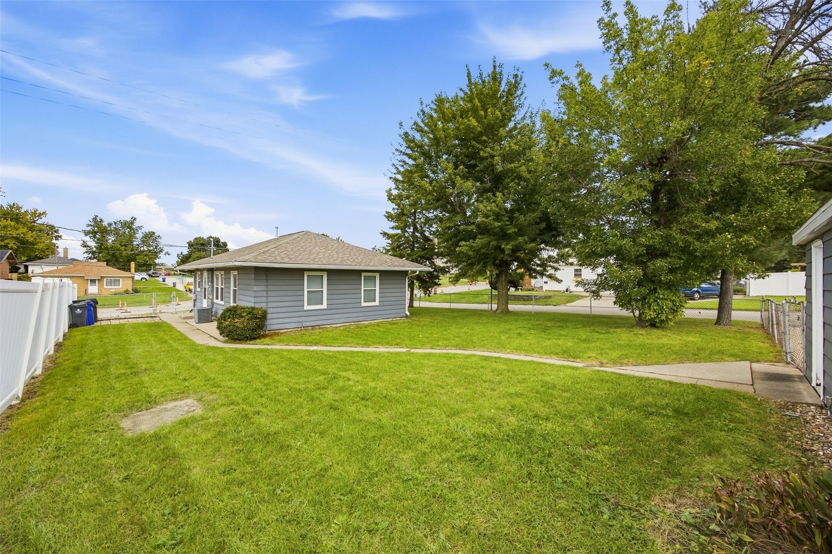 2429 Mt Vernon Road SE Cedar Rapids IA 52403