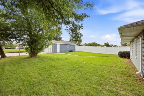 2429 Mt Vernon Road SE Cedar Rapids IA 52403