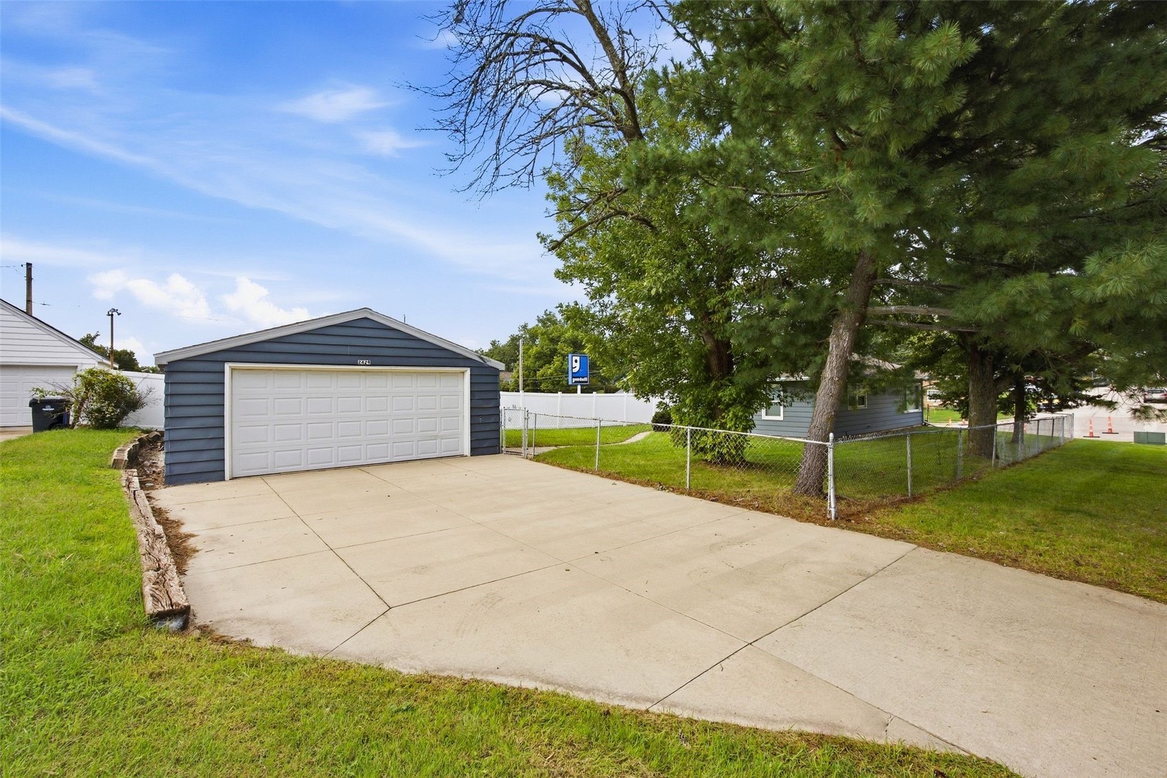2429 Mt Vernon Road SE Cedar Rapids IA 52403