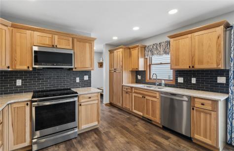 1506 Harding Street Tama IA 52339