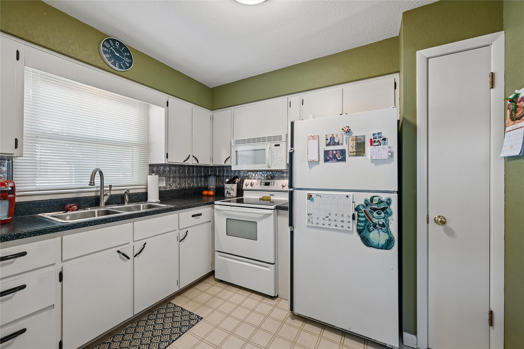 2068 Brookland Drive NE Cedar Rapids IA 52402