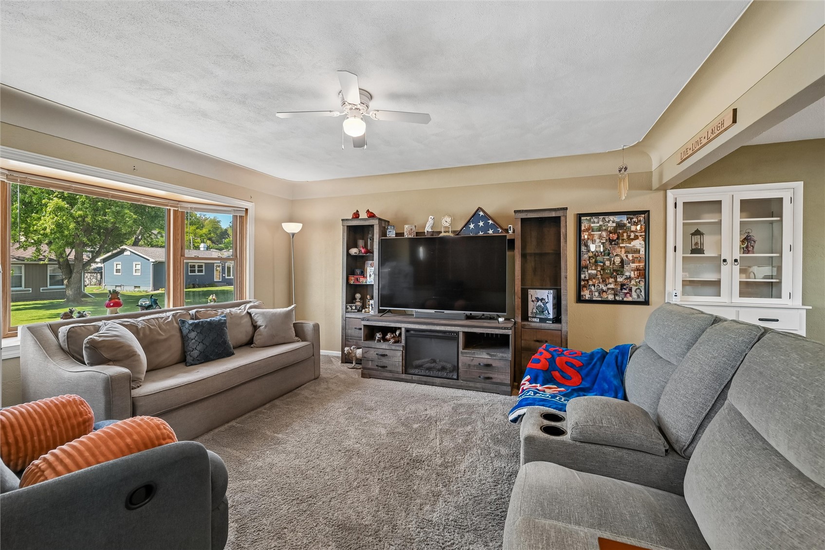 2068 Brookland Drive NE Cedar Rapids IA 52402