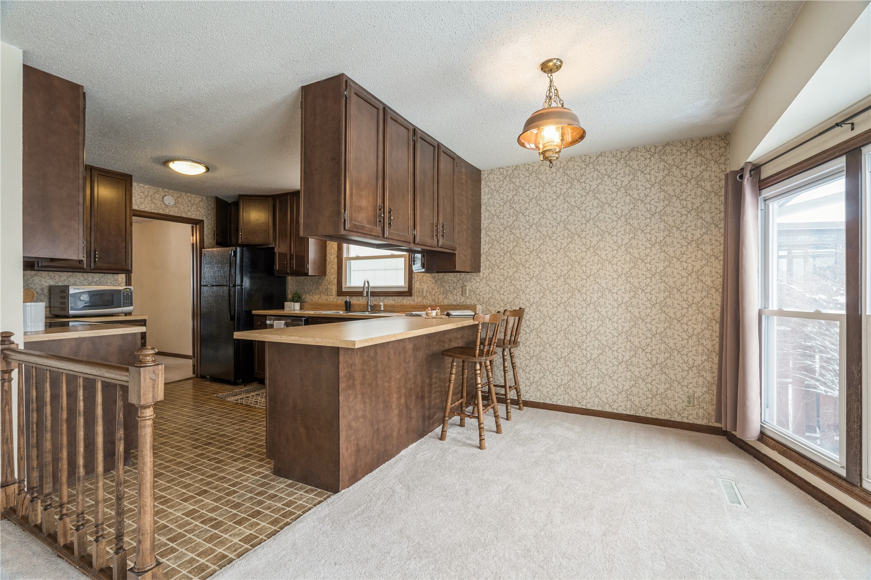 6917 Larkwood NE Cedar Rapids IA 52402