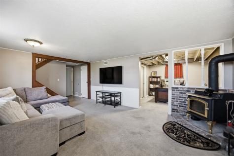 5769 Langdon Avenue SW Cedar Rapids IA 52404