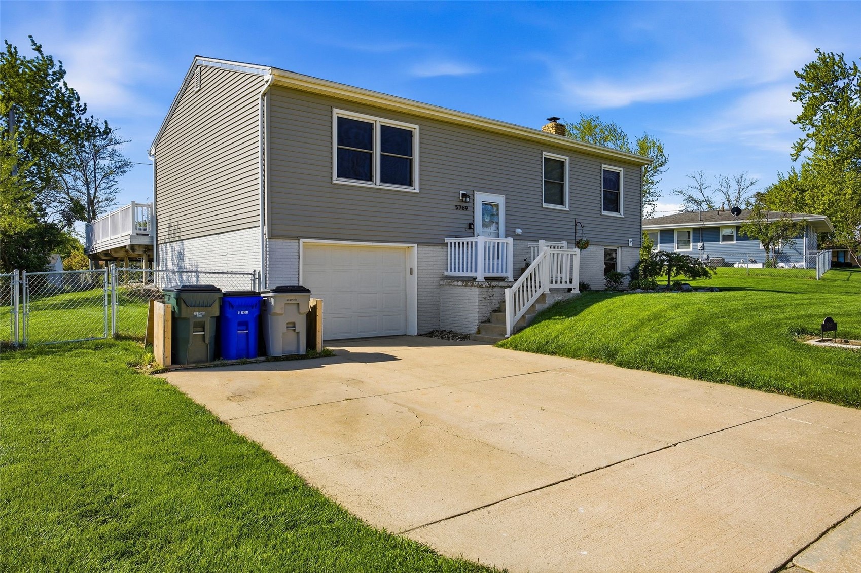 5769 Langdon Avenue SW Cedar Rapids IA 52404