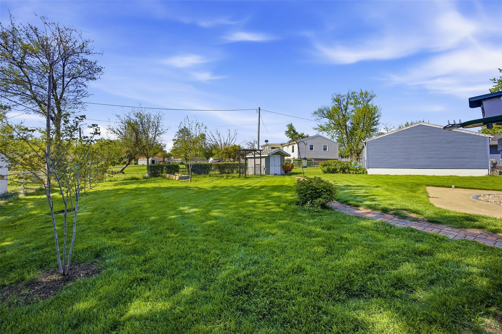 5769 Langdon Avenue SW Cedar Rapids IA 52404