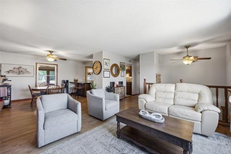 5769 Langdon Avenue SW Cedar Rapids IA 52404