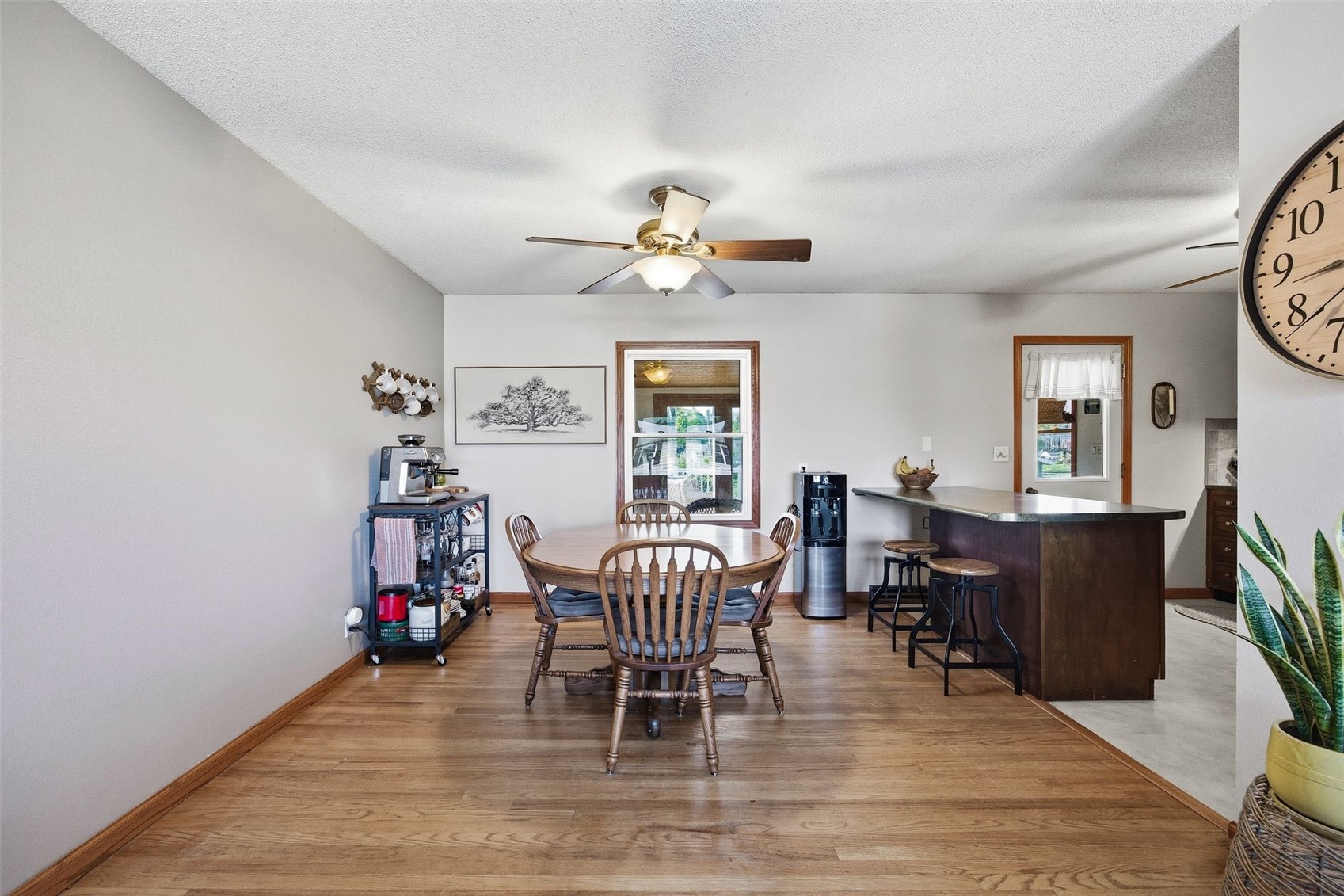 5769 Langdon Avenue SW Cedar Rapids IA 52404
