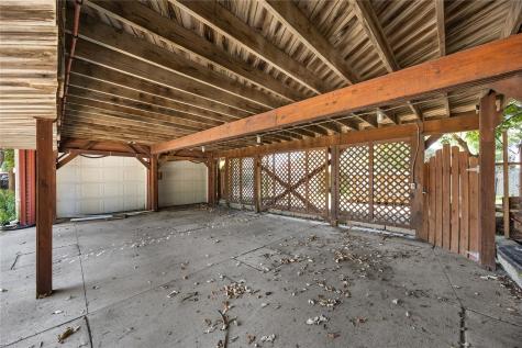 1985 8th Avenue Marion IA 52302