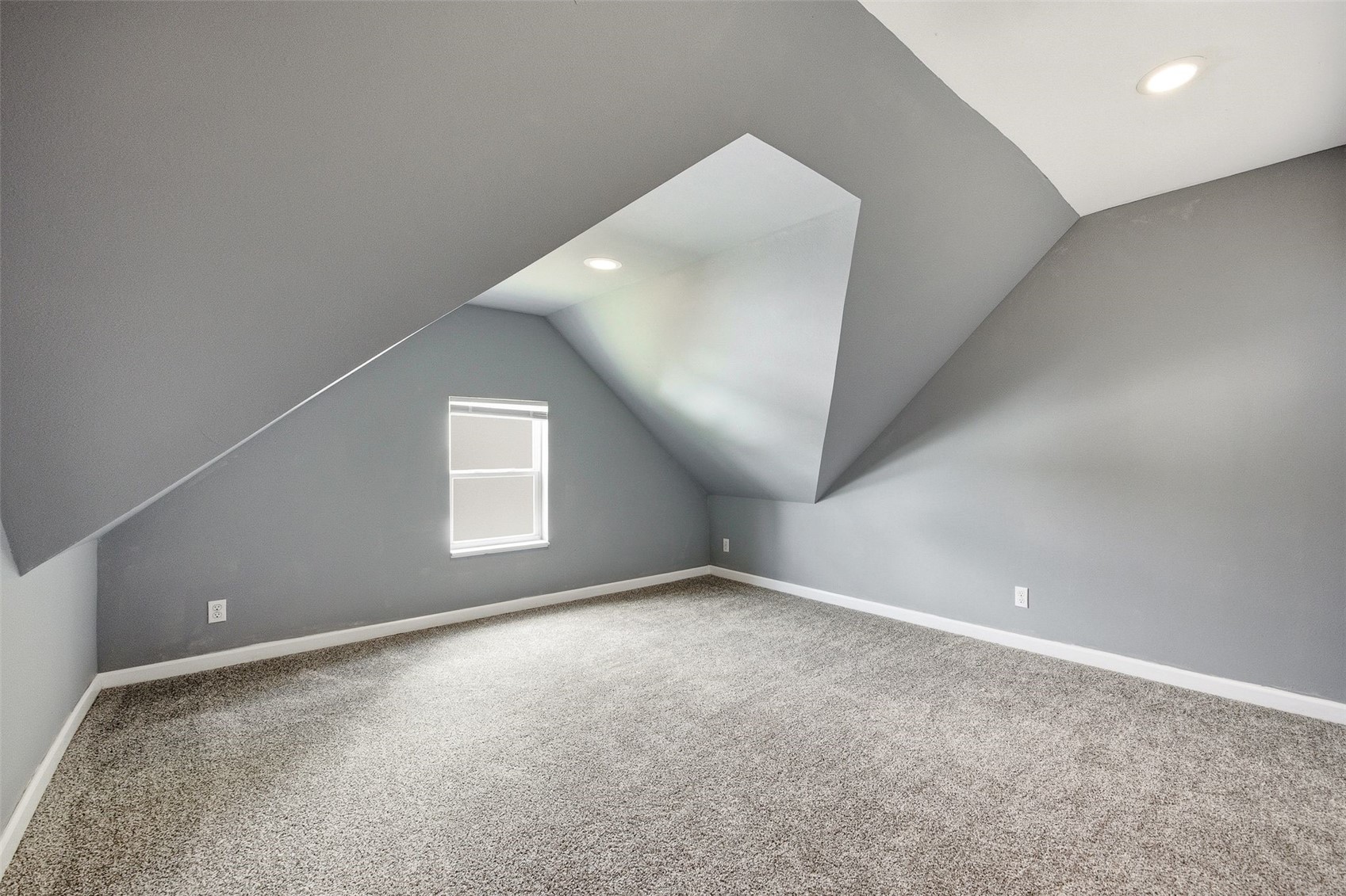 1310 J Street SW Cedar Rapids IA 52404