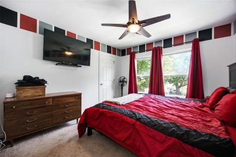 1310 J Street SW Cedar Rapids IA 52404