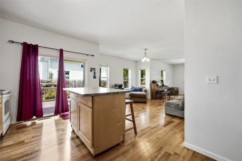 1310 J Street SW Cedar Rapids IA 52404