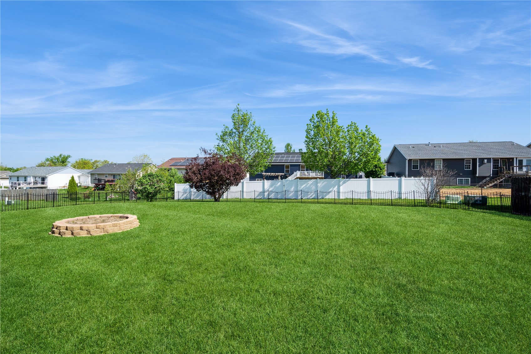 2622 Navajo Avenue SW Cedar Rapids IA 52404